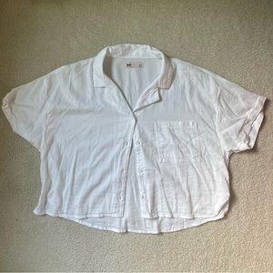 SO Cropped Linen Shirt!